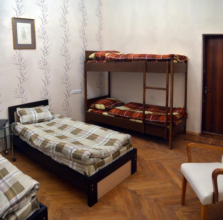 Griboedov Hostel & Suites Tiflis Habitación foto