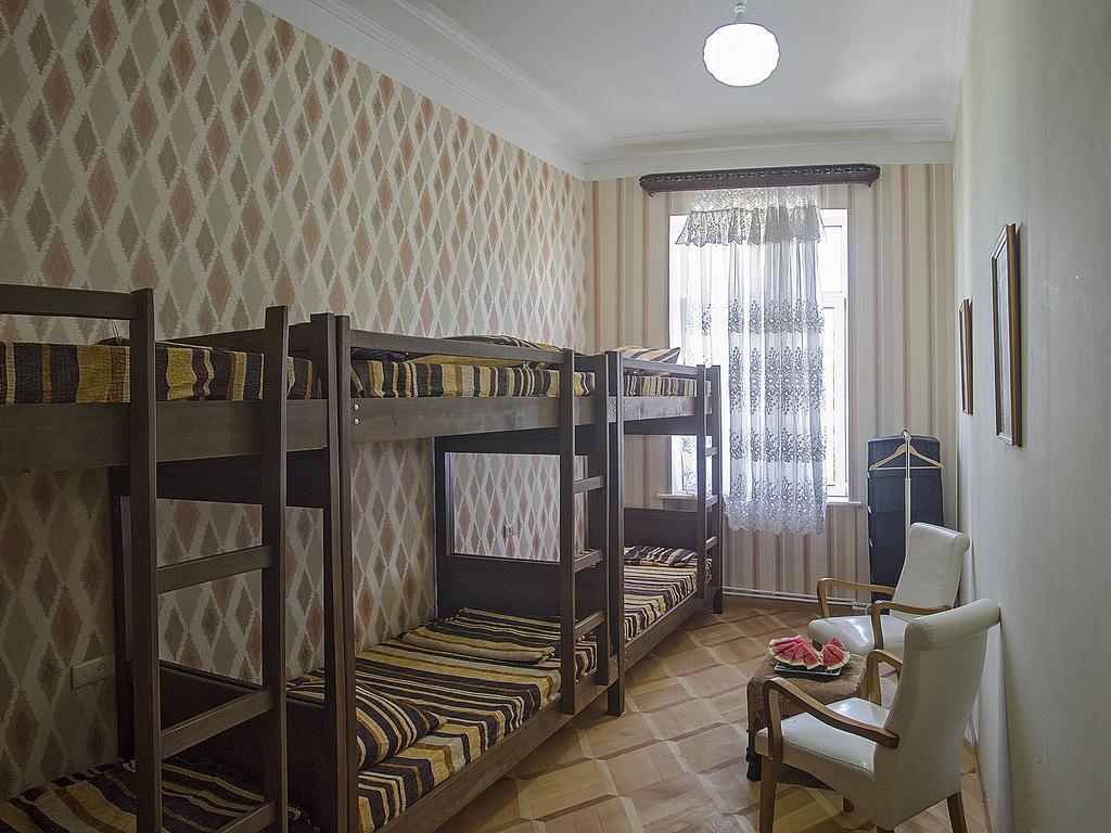 Griboedov Hostel & Suites Tiflis Exterior foto